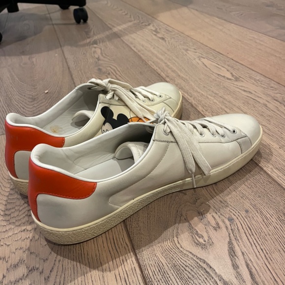 Gucci x Disney Mickey Mouse Ace Sneakers - Picture 2 of 6